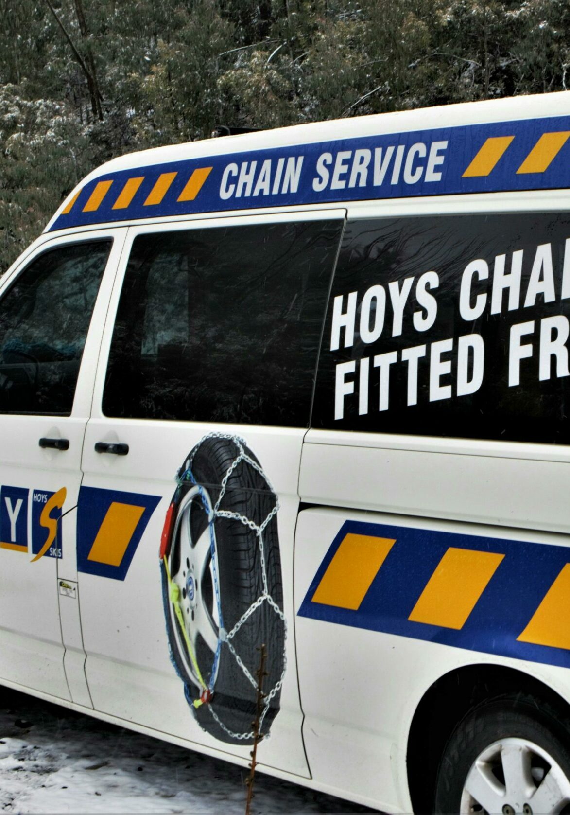 Hoys Mt Hotham Snow Chain Fitting Service